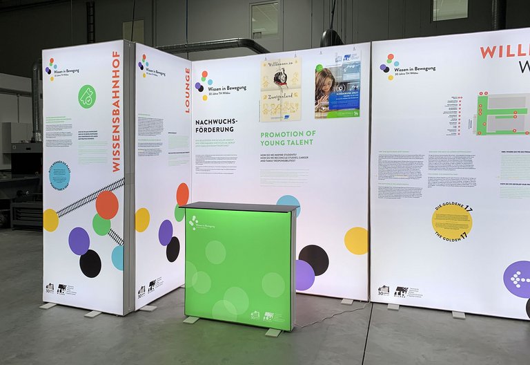 Stand de exposición modular LED - PIXLIP GO - TH Wildau